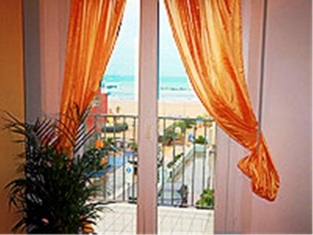 Residence Algarve Rimini Rum bild