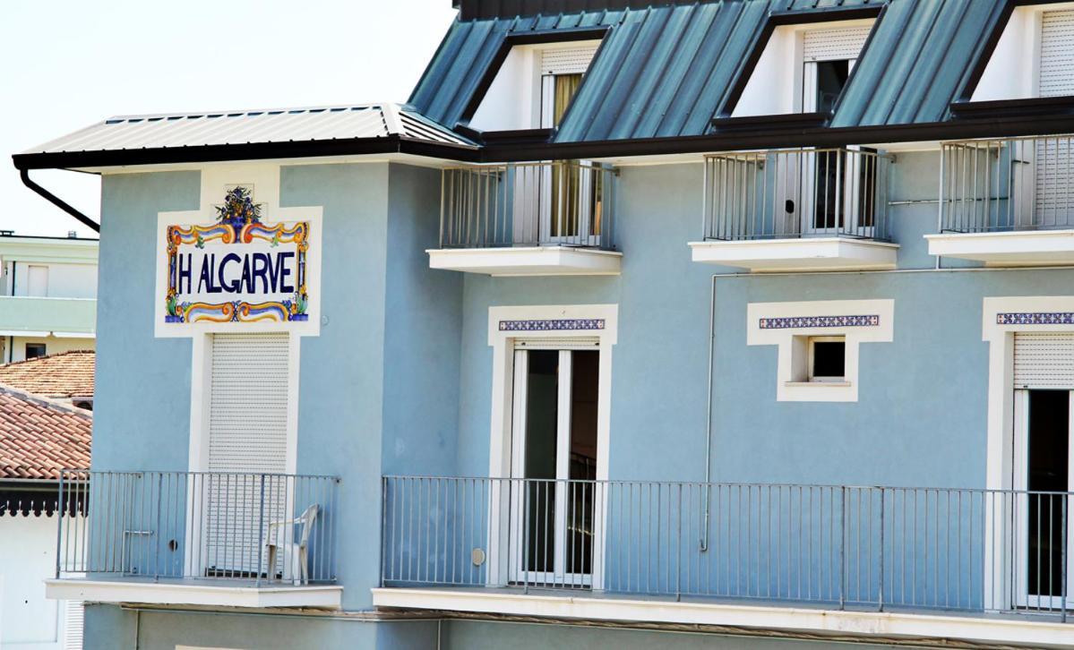 Residence Algarve Rimini Exteriör bild