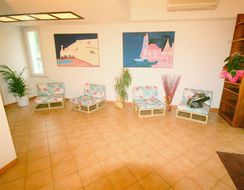 Residence Algarve Rimini Exteriör bild