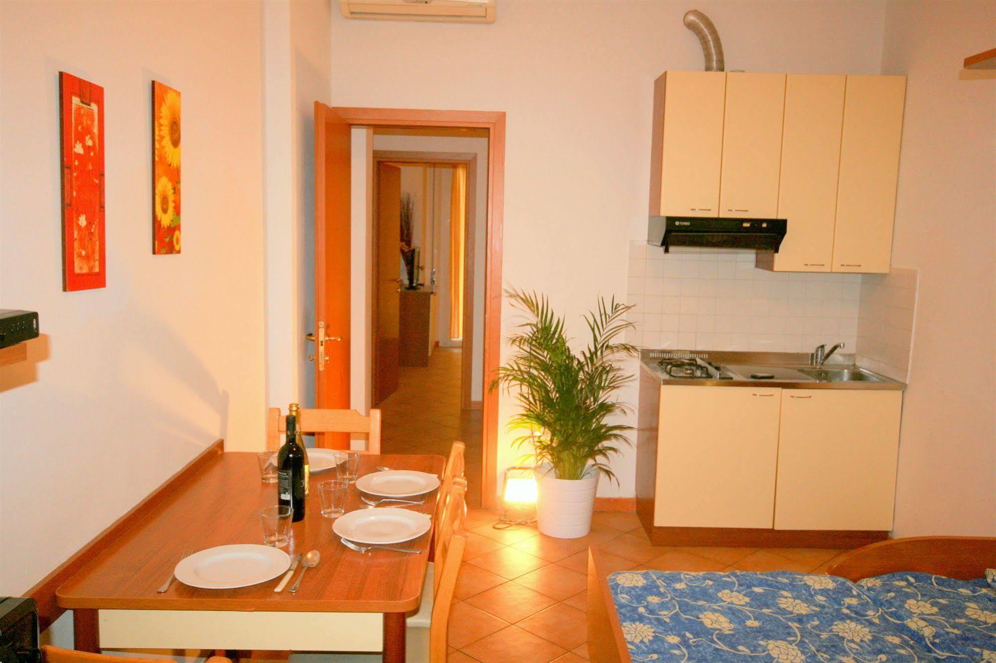 Residence Algarve Rimini Exteriör bild